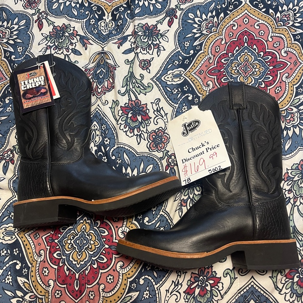 NWT JUSTIN BOOTS